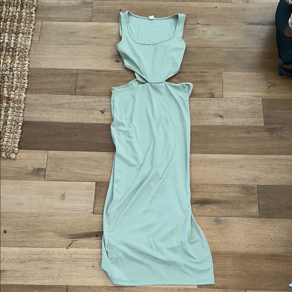 Mint Green Sleeveless Dress with slit size M